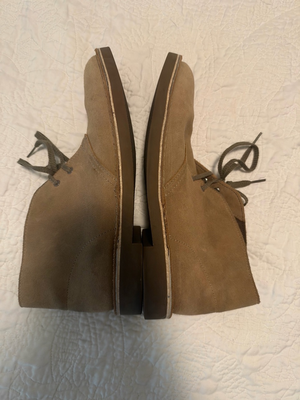 Clarks Originals Signature Suede Desert Chukka Casual Boot in Sand - Picture 7 of 10